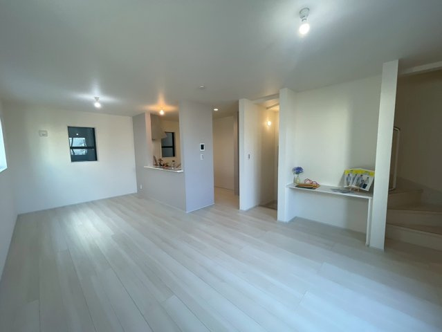 横浜市鶴見区朝日町2丁目 新築戸建て【仲介手数料無料】