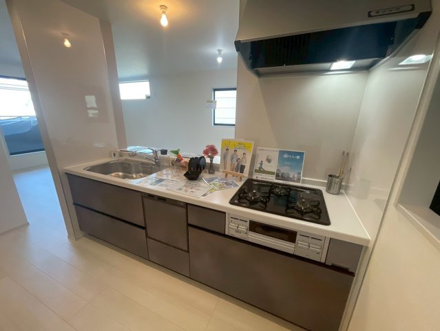 横浜市鶴見区朝日町2丁目 新築戸建て【仲介手数料無料】