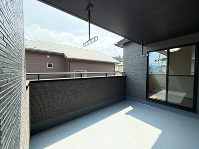 【バルコニー】