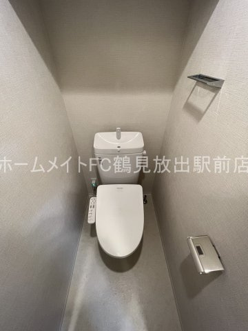 大阪市城東区鴫野東２丁目の賃貸マンションのトイレ