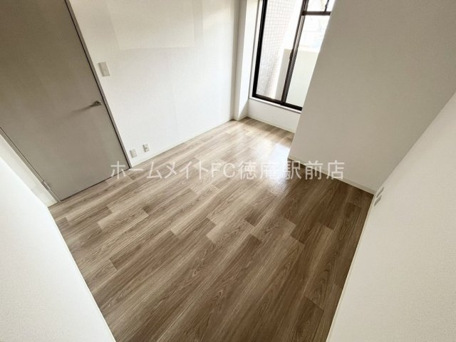 大阪市鶴見区浜３丁目の賃貸マンションの洋室