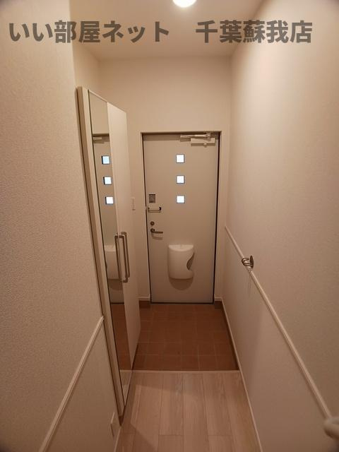 誉田町２丁目アパート（０２６５９５５０２）の玄関|毎日通る玄関はこちらです