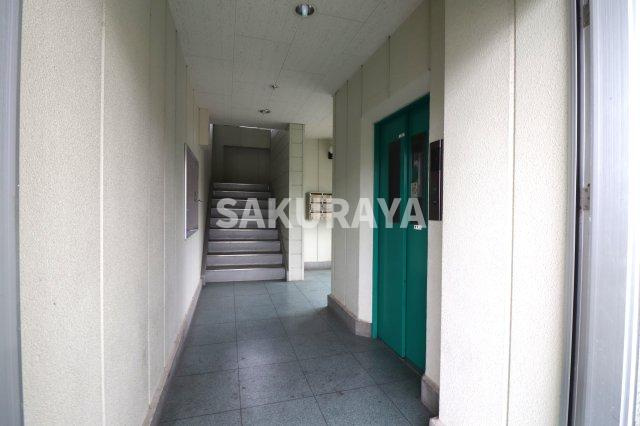 メゾンQのエントランス