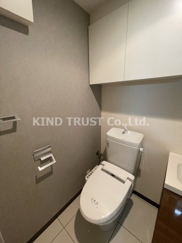 エスライズ梅田DOSHINのトイレ|シンプルで使いやすいトイレです