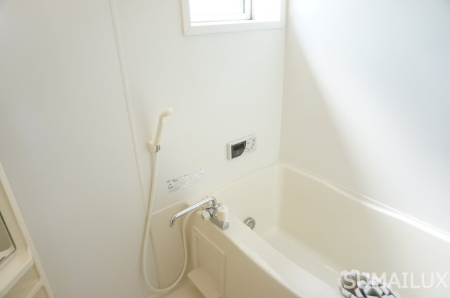 熊本市南区薄場２丁目の賃貸マンションの浴室