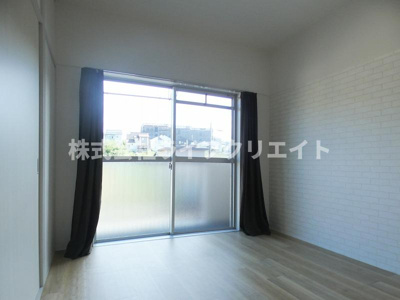 【居間・リビング】 | コーポ田中 | ※別のお部屋のイメージ写真です。