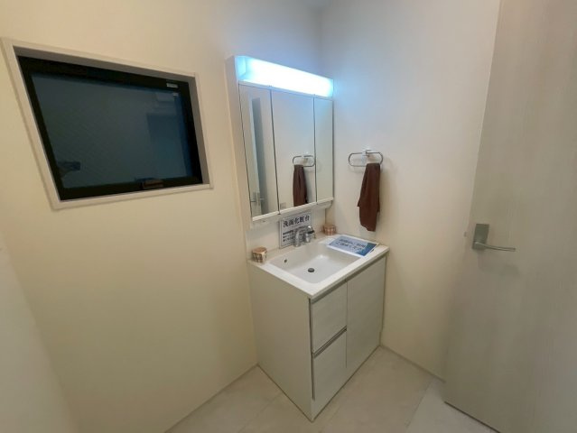 横浜市鶴見区朝日町2丁目 新築戸建て【仲介手数料無料】カースペース2台