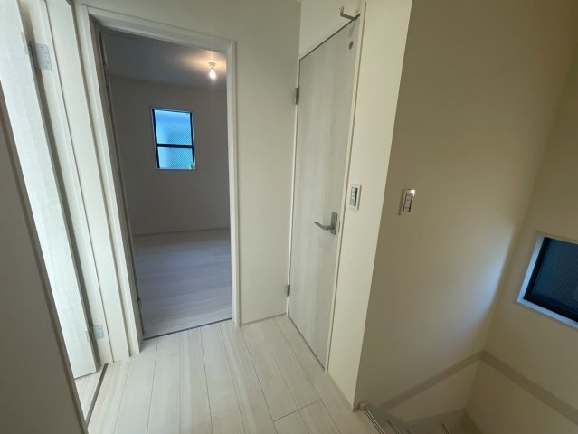 横浜市鶴見区朝日町2丁目 新築戸建て【仲介手数料無料】カースペース2台