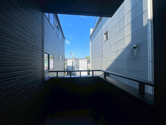 横浜市鶴見区朝日町2丁目 新築戸建て【仲介手数料無料】カースペース2台