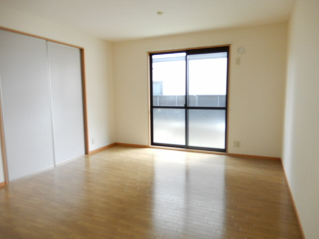 グランディールＮＫＴ　２棟の居間・リビング