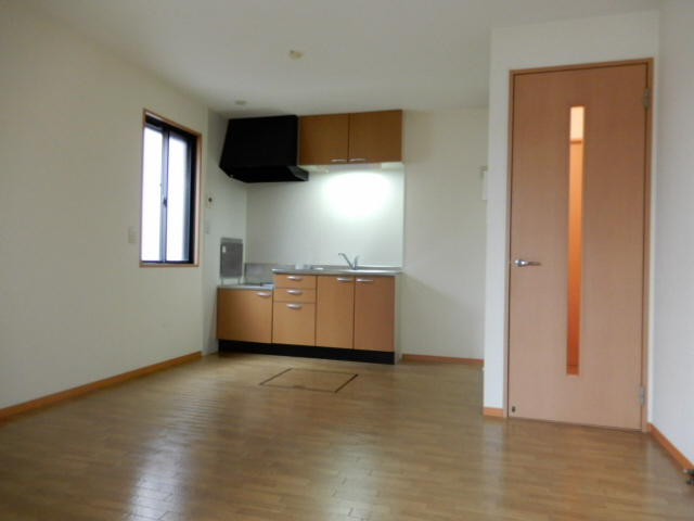 グランディールＮＫＴ　２棟の居間・リビング