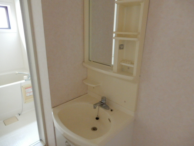 グランディールＮＫＴ　２棟の洗面所