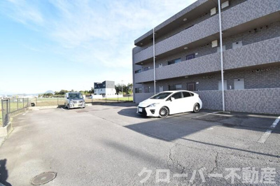 【駐車場】 | マリベール善通寺 | 駐車場