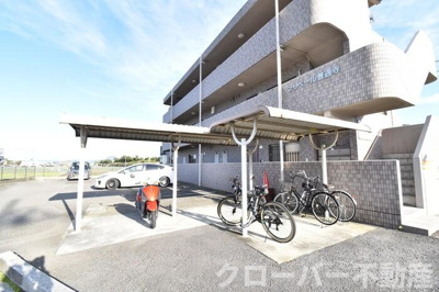 【その他共用部分】 | マリベール善通寺 | 駐輪場