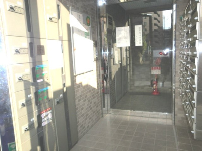 【エントランス】 | 新田町小川マンション | オートロック付です