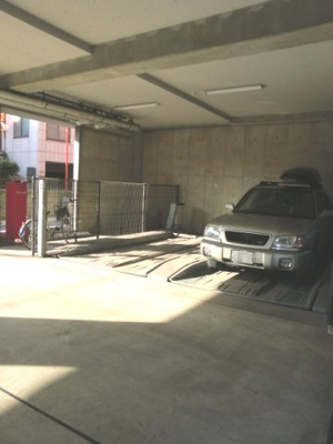 【駐車場】 | 新田町小川マンション | 駐車場空きあります