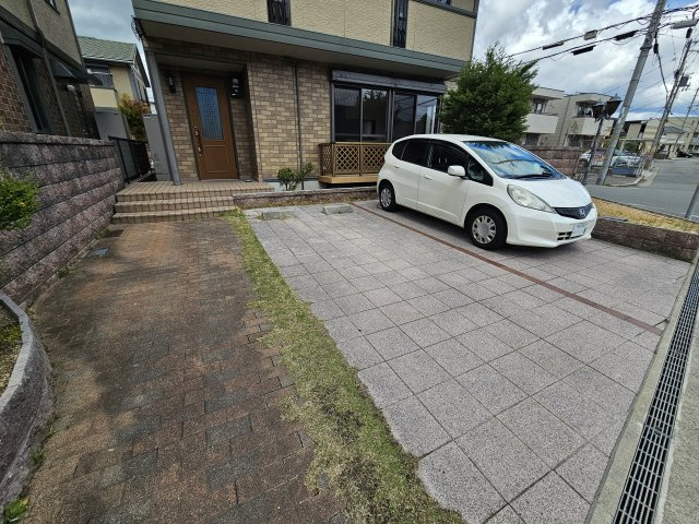 セジュール　ル・サントルB棟の駐車場