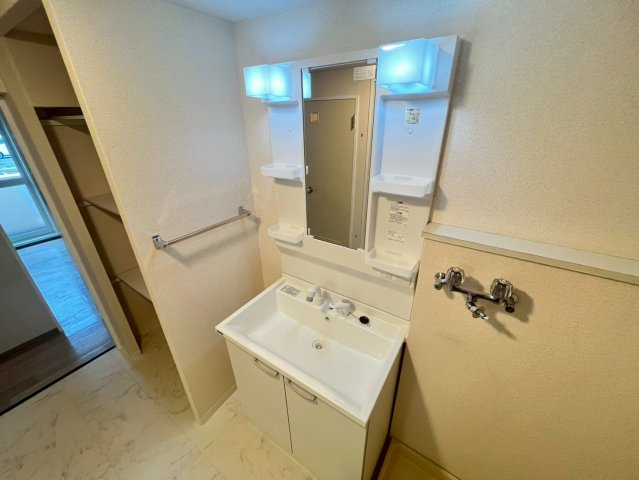 成田市玉造７丁目の賃貸マンションの洗面所