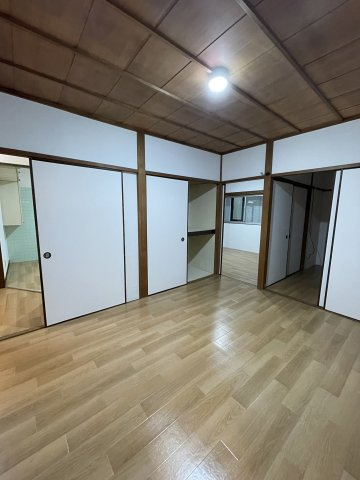 本庄ハイツの居間・リビング