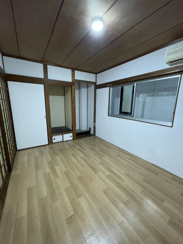 本庄ハイツの居間・リビング