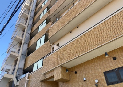 【現況写真】 | アーバンヒルズ本厚木 | 景色重視でお家選ぶをするとスーパーが遠い！学校が遠い！など生活をするうえで利便性で困ることもあります。まず一度現地を見学する際に、周辺の施設などがあるかを確認し、暮らし始めた後のことを想像しましょう。