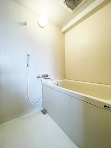 第二クレッシェンド戸川の浴室