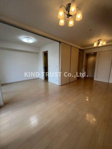 BELISTA北梅田の居間・リビング|ゆったり過ごせる居間です