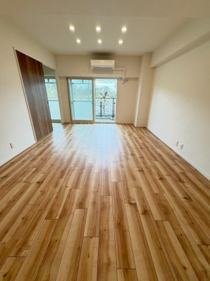 【居間・リビング】 | 朝日プラザ千里北C棟