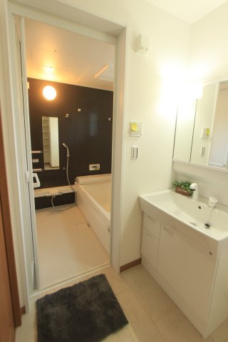 LienA棟のシャワールーム