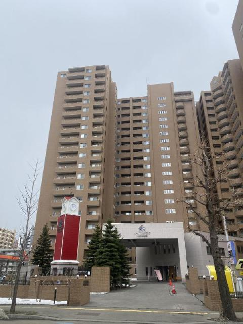 アパタワーズ札幌大通公園の外観