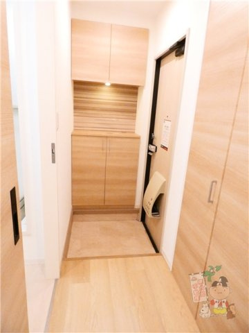 フレグランス京町の玄関