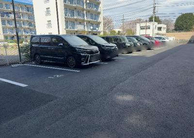 【駐輪場】 | 京王淵野辺マンション | マンションの駐輪場は、事前に空きがあるか確認を取ると安心です。せっかく入居したのに駐輪スペースがない！なんてことになったら大変ですよね。そこで、内見時や購入前にはまず事前に確認しておくと良いでしょう。