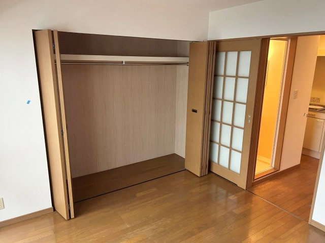 【収納】 | Kビル | 別号室の写真になります。現況優先。