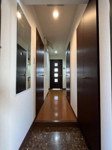 【玄関】 | ラティーナ松香台Ⅰ | 別号室の写真になります。現況優先。