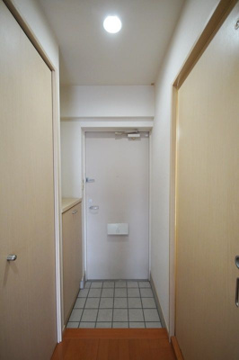 【玄関】 | ティアラ今泉 | 別号室の写真になります。現況優先。