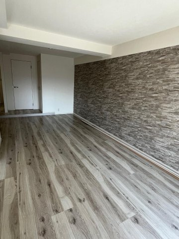 【居間・リビング】 | 秀和警固レジデンス | リビングは陽当り・風通し共に良好で、お家で過ごす時間をより居心地良くしてくれます