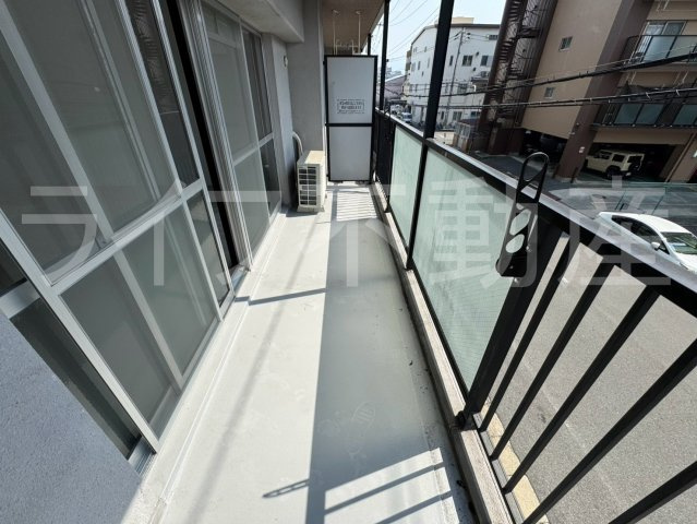 フローラ長田のバルコニー|落ち着いた時間を過ごせるバルコニーです