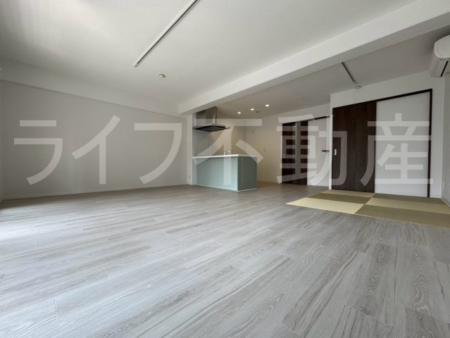 フローラ長田の居間・リビング|居間です