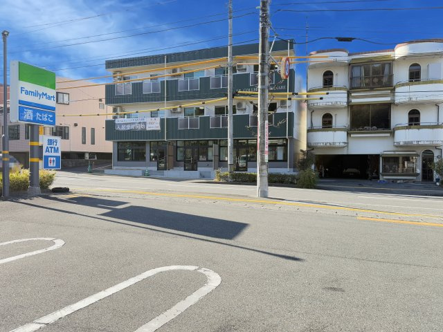 ル　コレクティブ　ＴＡＮＡＢＥの周辺