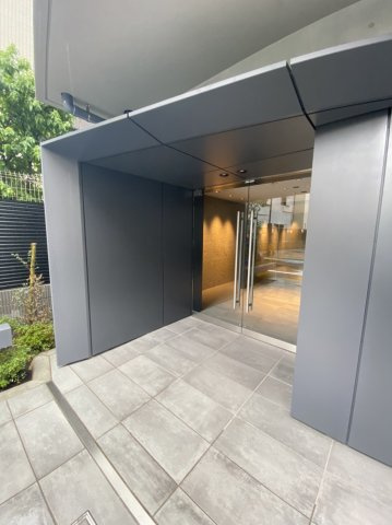 SYFORME江戸川橋のエントランス