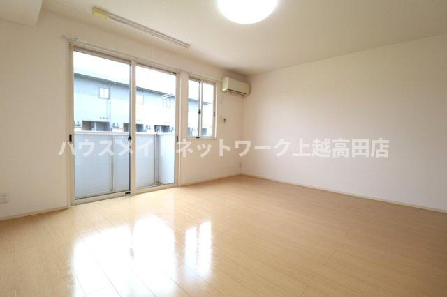 ブラオベルクの居間・リビング|洋室