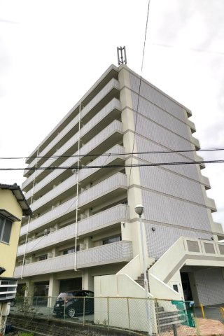 久留米市津福今町の賃貸マンションのエントランス|綺麗なエントランス♪