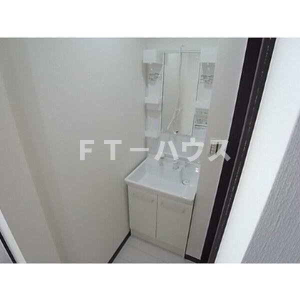 アーバンヒムス三山の洗面所