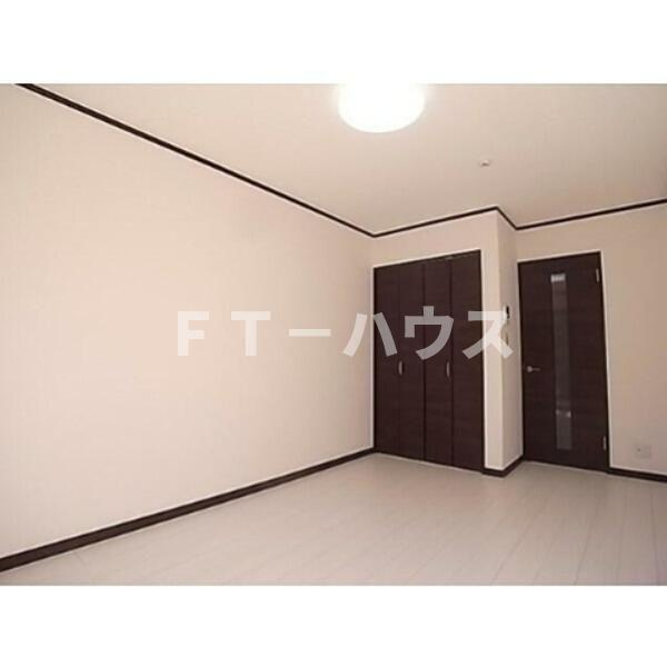 アーバンヒムス三山の寝室