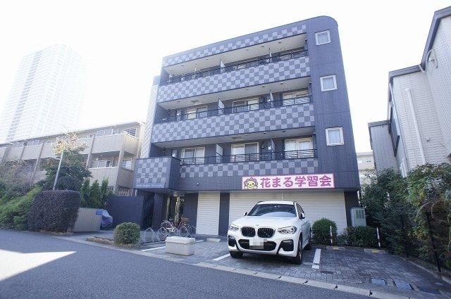 Ｃ－ＳＱＵＡＲＥ奏の杜の外観