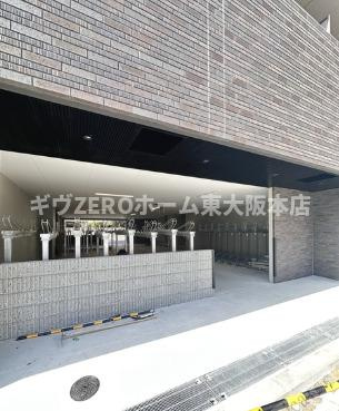 エスリードザ・グレア大阪のエントランス