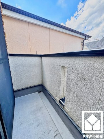 伏見区久我西出町のバルコニー