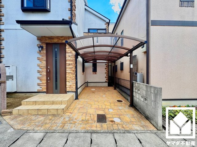 伏見区久我西出町の駐車場