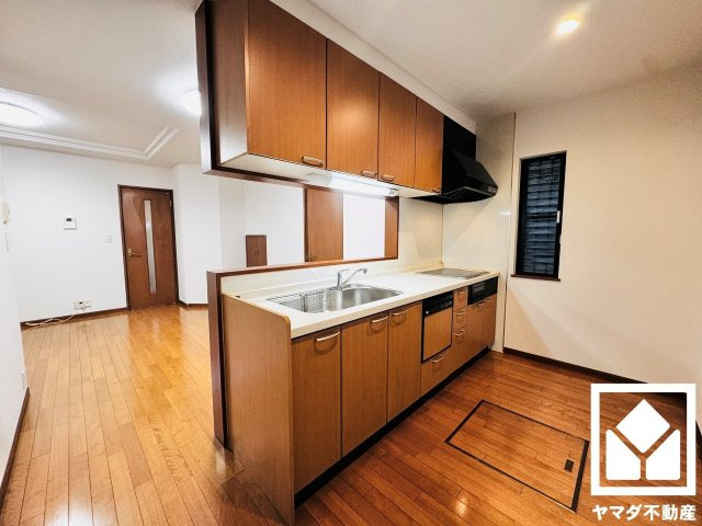 伏見区久我西出町のキッチン