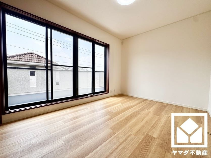 宇治市宇治池森の洋室